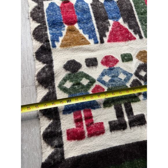 Vintage Native Peruvian Friendship Rug Wool Tapestry 66x28 Rainbow Folk Art - Picture 4 of 10